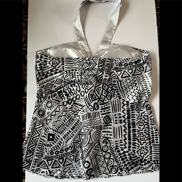 Spense Satin Halter Top in Size Medium - Picture 2 of 2